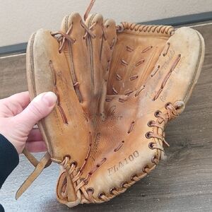 Vintage 60s Phil Rizzuto Signature Model Baseball Glove FL4100 Lefty
